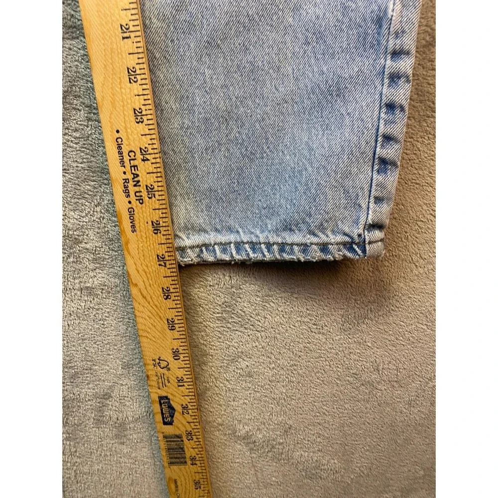 Vintage Carhartt Relaxed Fit 31x30 Light Wash Denim Jeans Mens Workwear